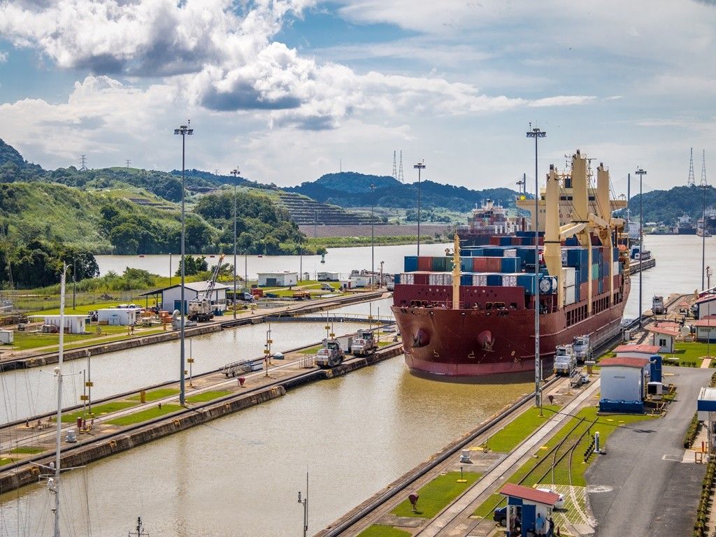 Ship crossing Panama Canal at Miraflores Locks - Panama City,