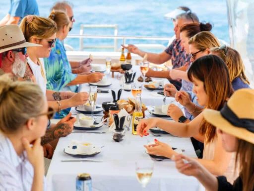 Wild Seafood Experience with Mandurah Cruises